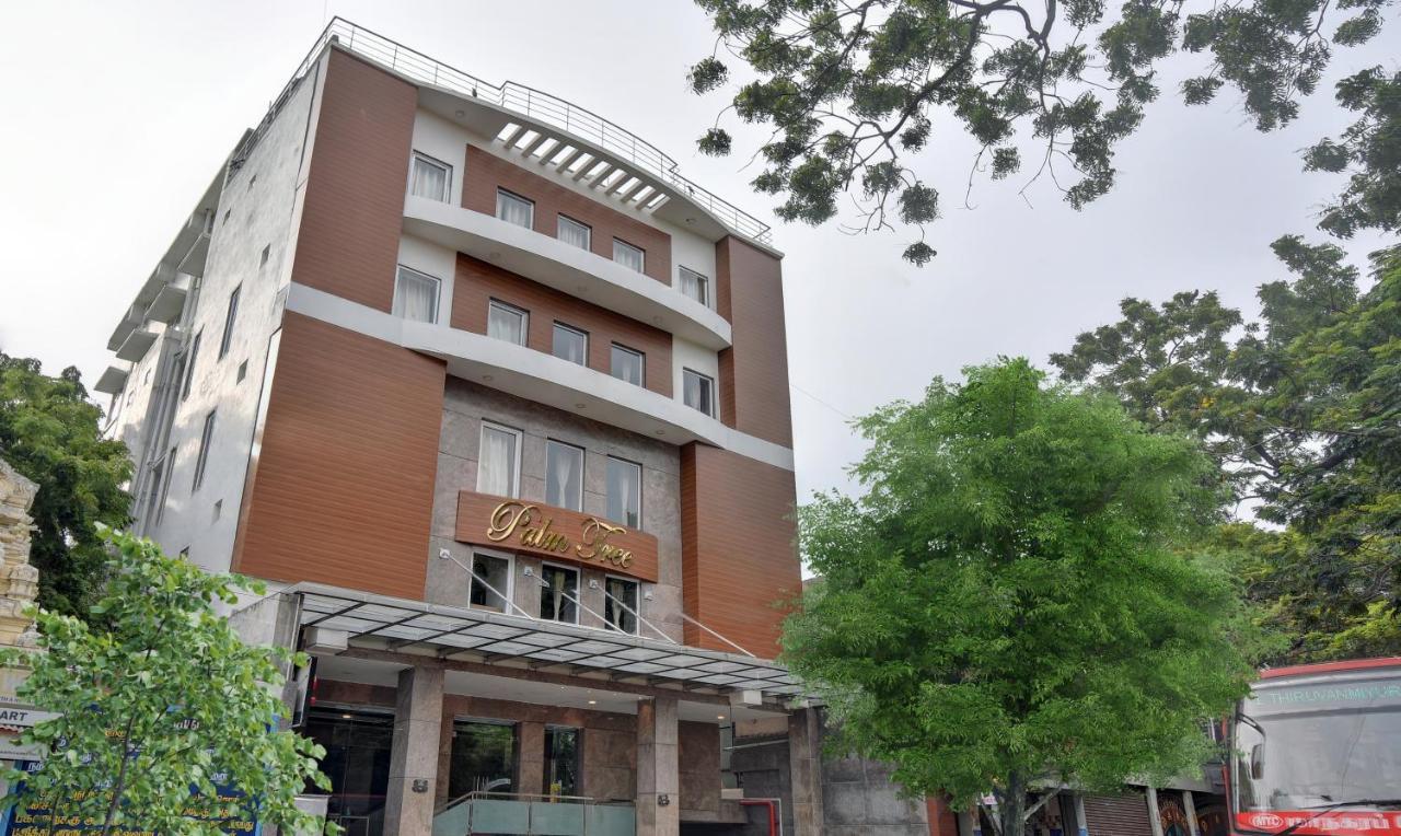 Treebo Trend Palm Tree Hotell Chennai Exteriör bild