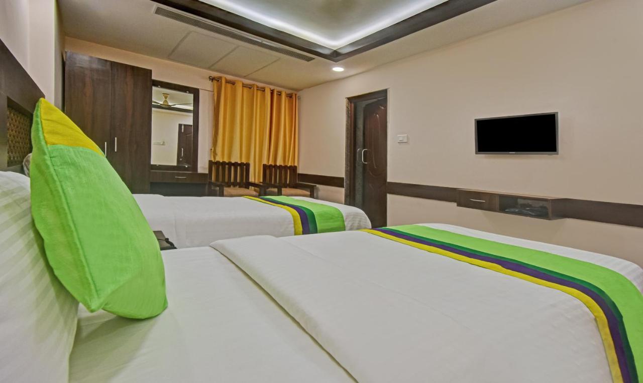 Treebo Trend Palm Tree Hotell Chennai Exteriör bild