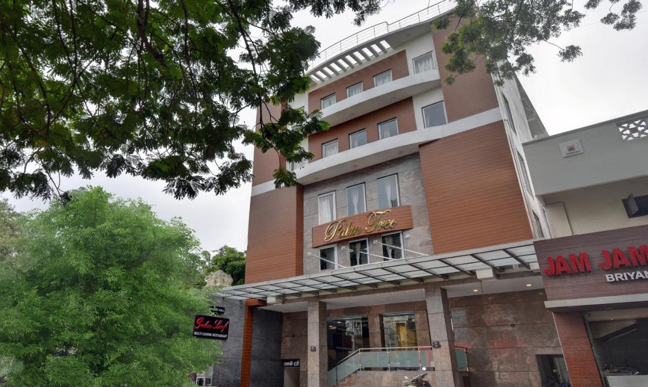 Treebo Trend Palm Tree Hotell Chennai Exteriör bild